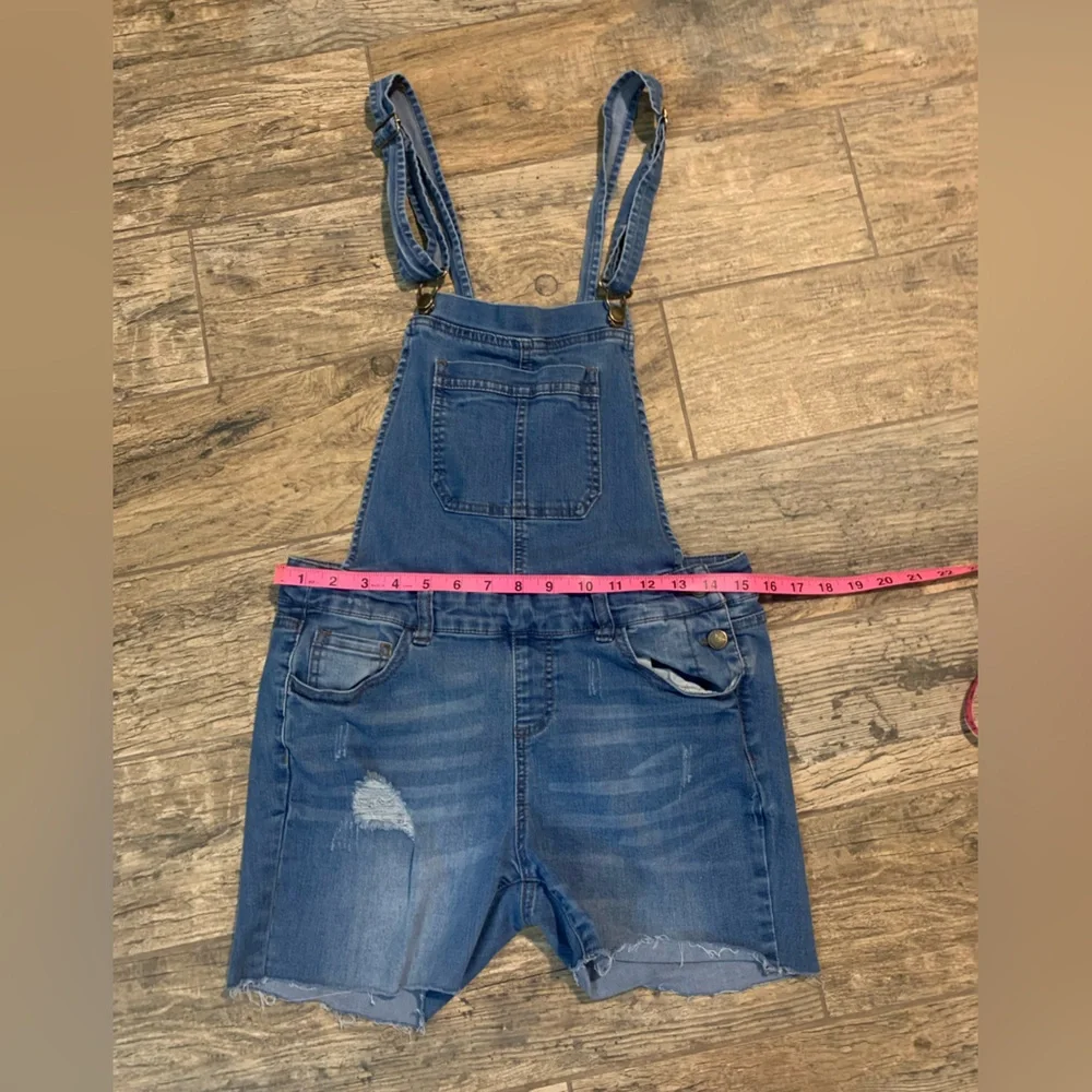 Women’s Wax Jean blue denim distressed short overalls - Picture 4 of 5